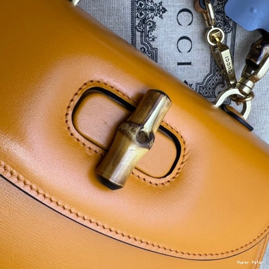 Hyper Peter bag Bamboo top handle with Small Gucci 0818